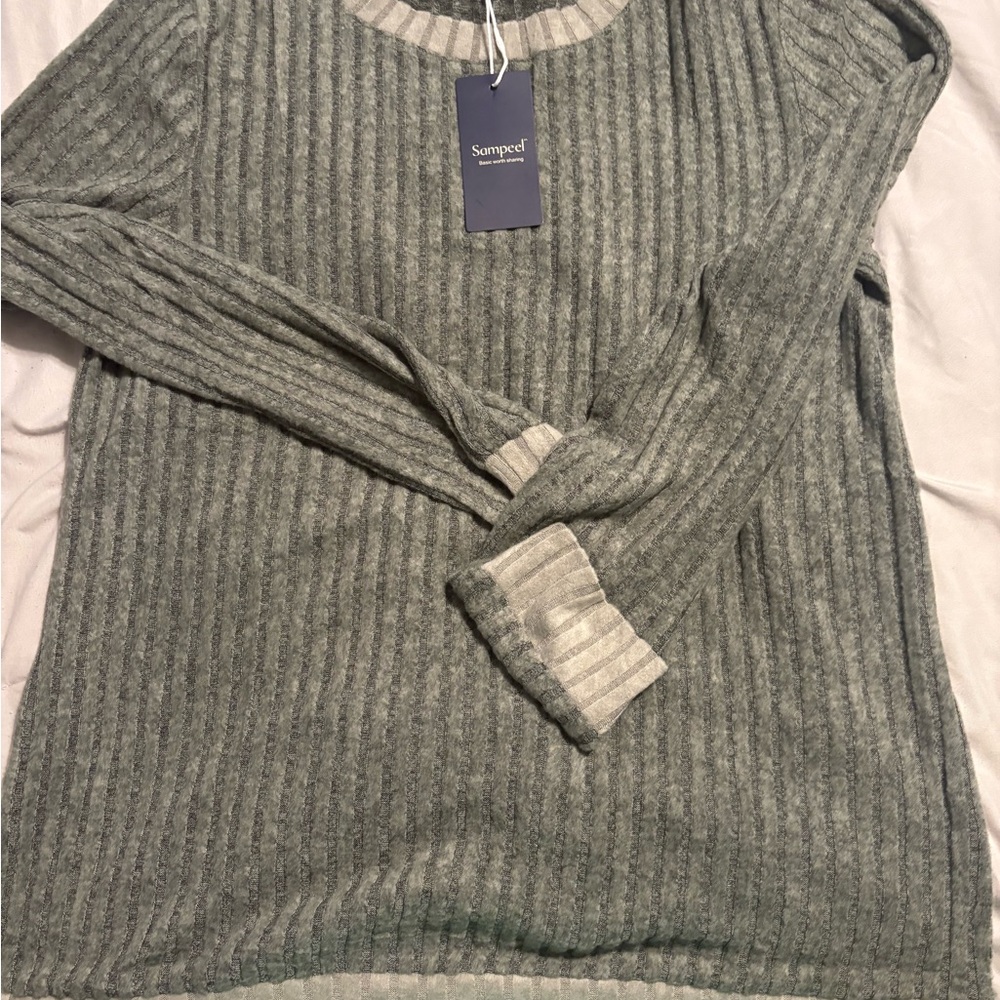 Sampeel Women's Ribbed Crew Neck Sweater - olive